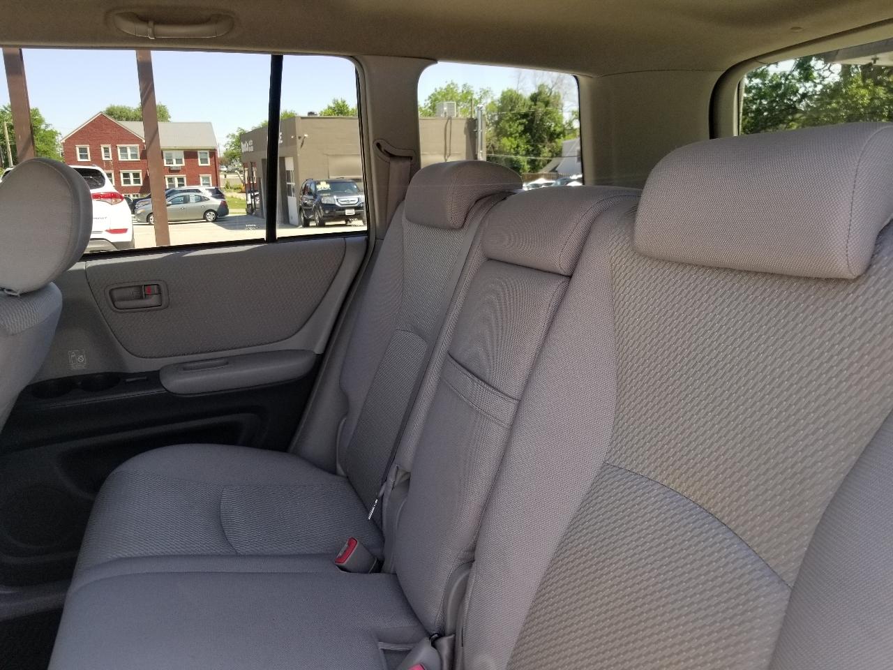 Toyota Highlander 4dr 4-Cyl (Natl) 2006