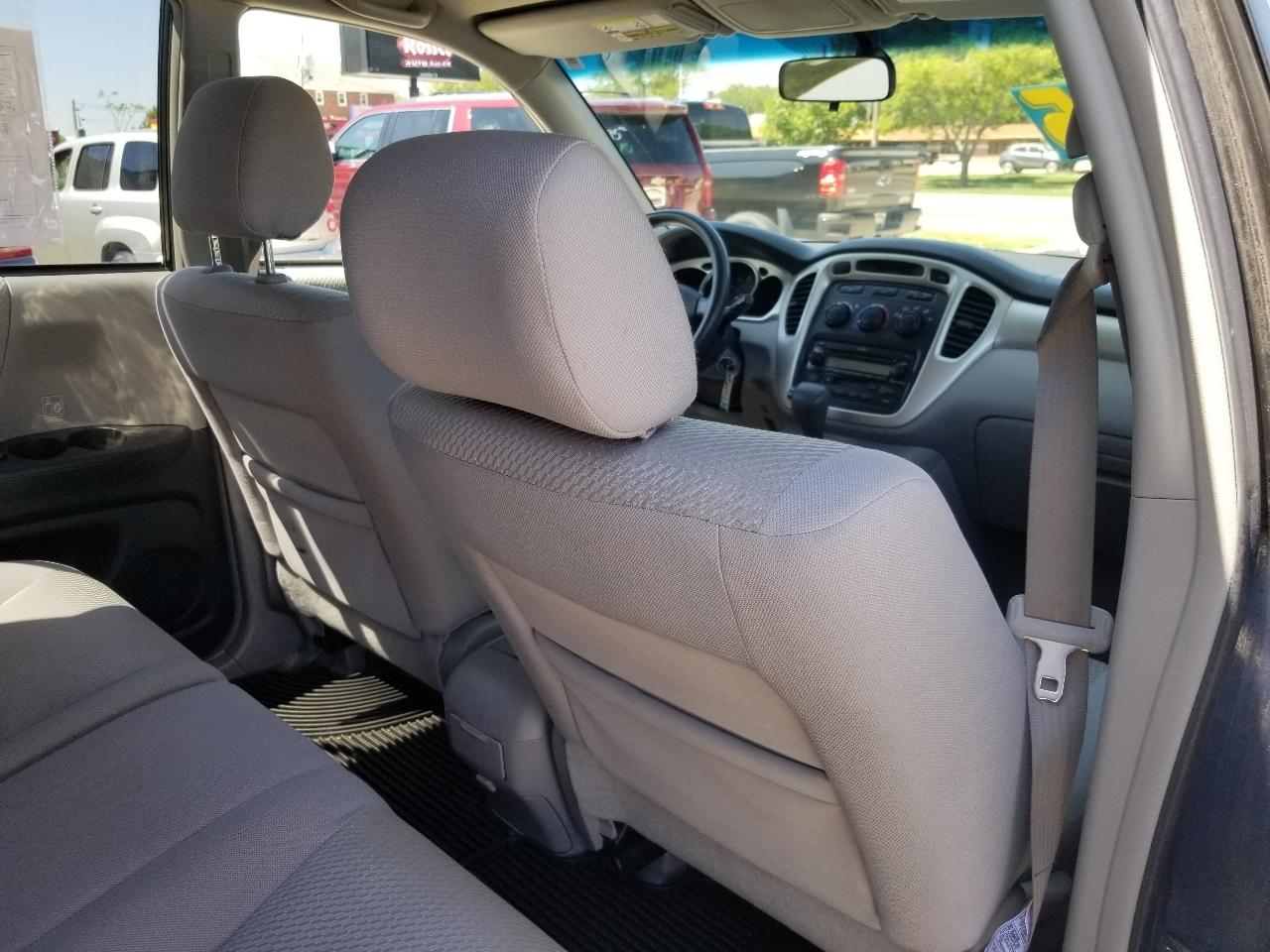 Toyota Highlander 4dr 4-Cyl (Natl) 2006