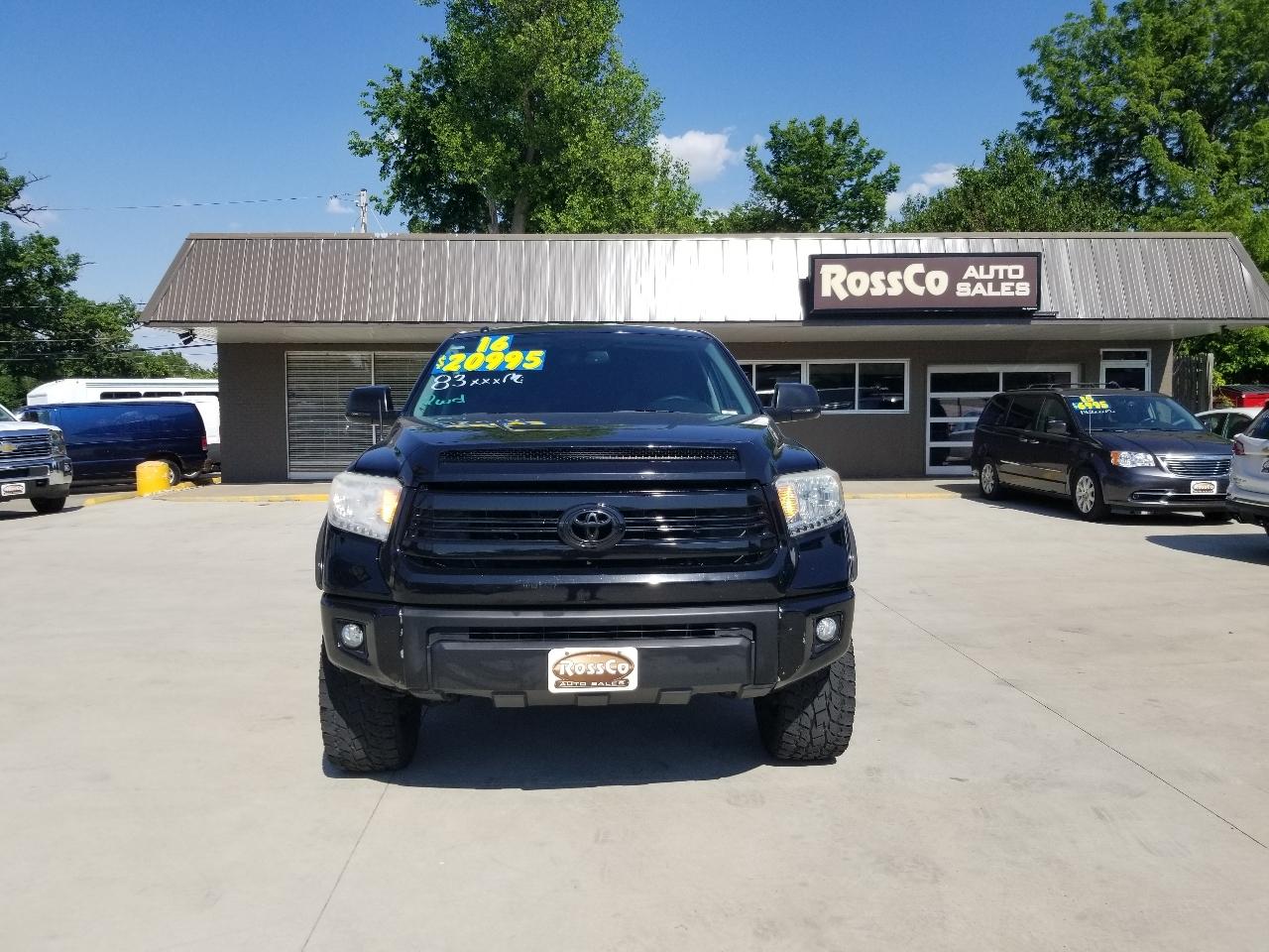Toyota Tundra 2WD Truck Double Cab 5.7L FFV V8 6-Spd AT SR5 (Natl) 2016