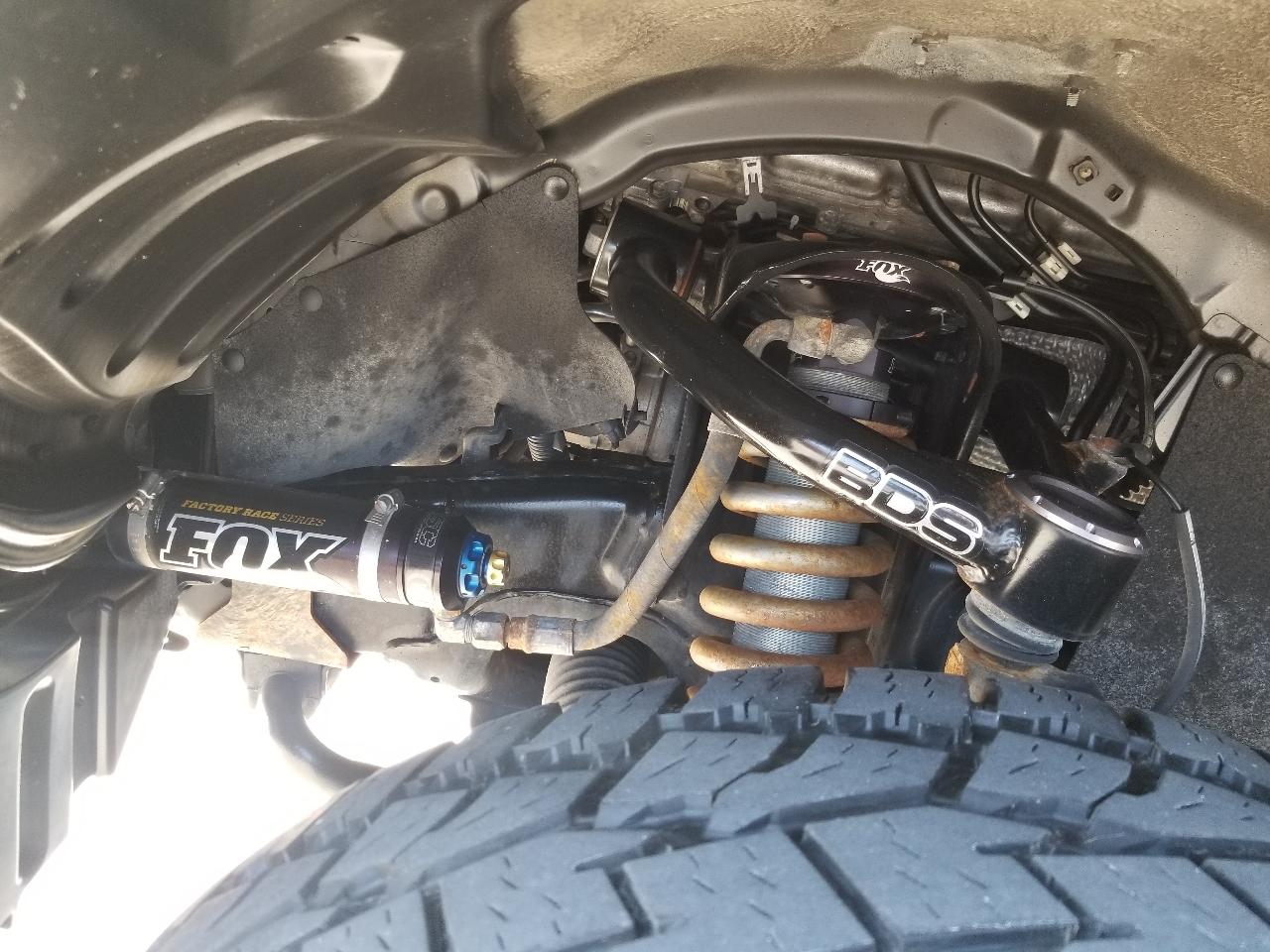 Toyota Tundra 2WD Truck Double Cab 5.7L FFV V8 6-Spd AT SR5 (Natl) 2016