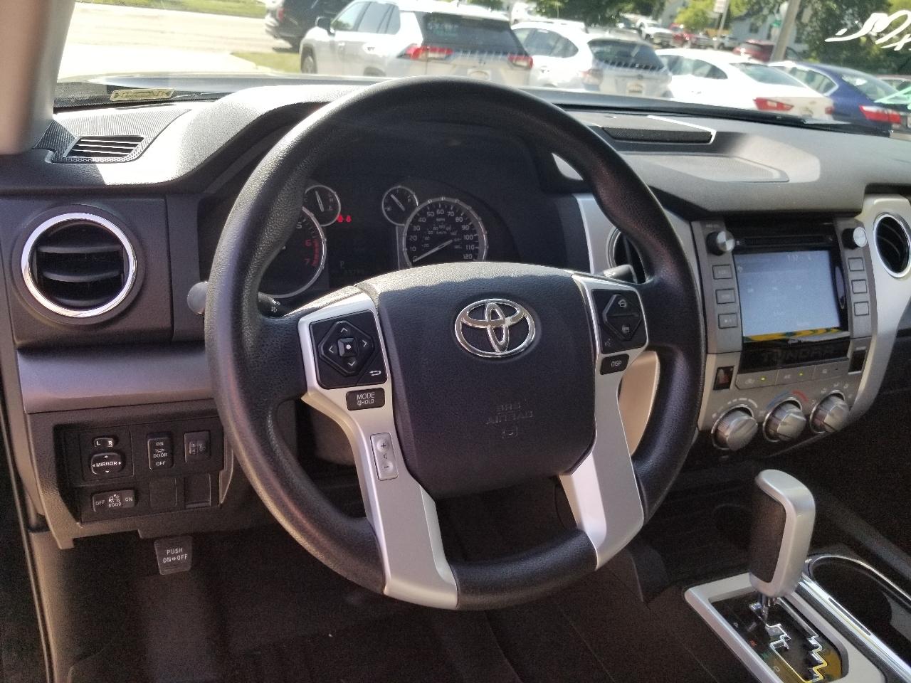 Toyota Tundra 2WD Truck Double Cab 5.7L FFV V8 6-Spd AT SR5 (Natl) 2016