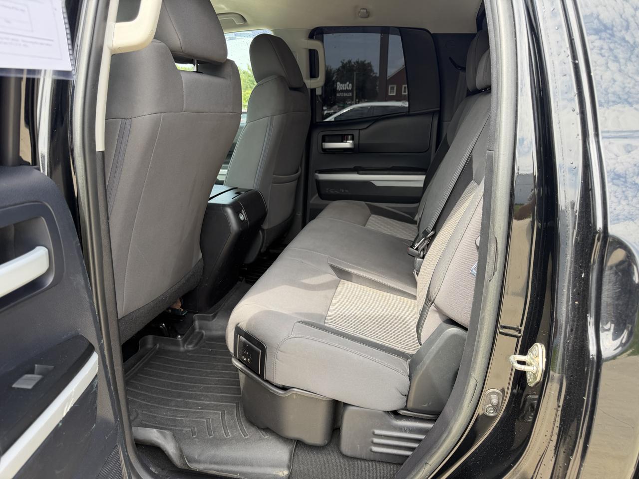Toyota Tundra 2WD Truck Double Cab 5.7L FFV V8 6-Spd AT SR5 (Natl) 2016