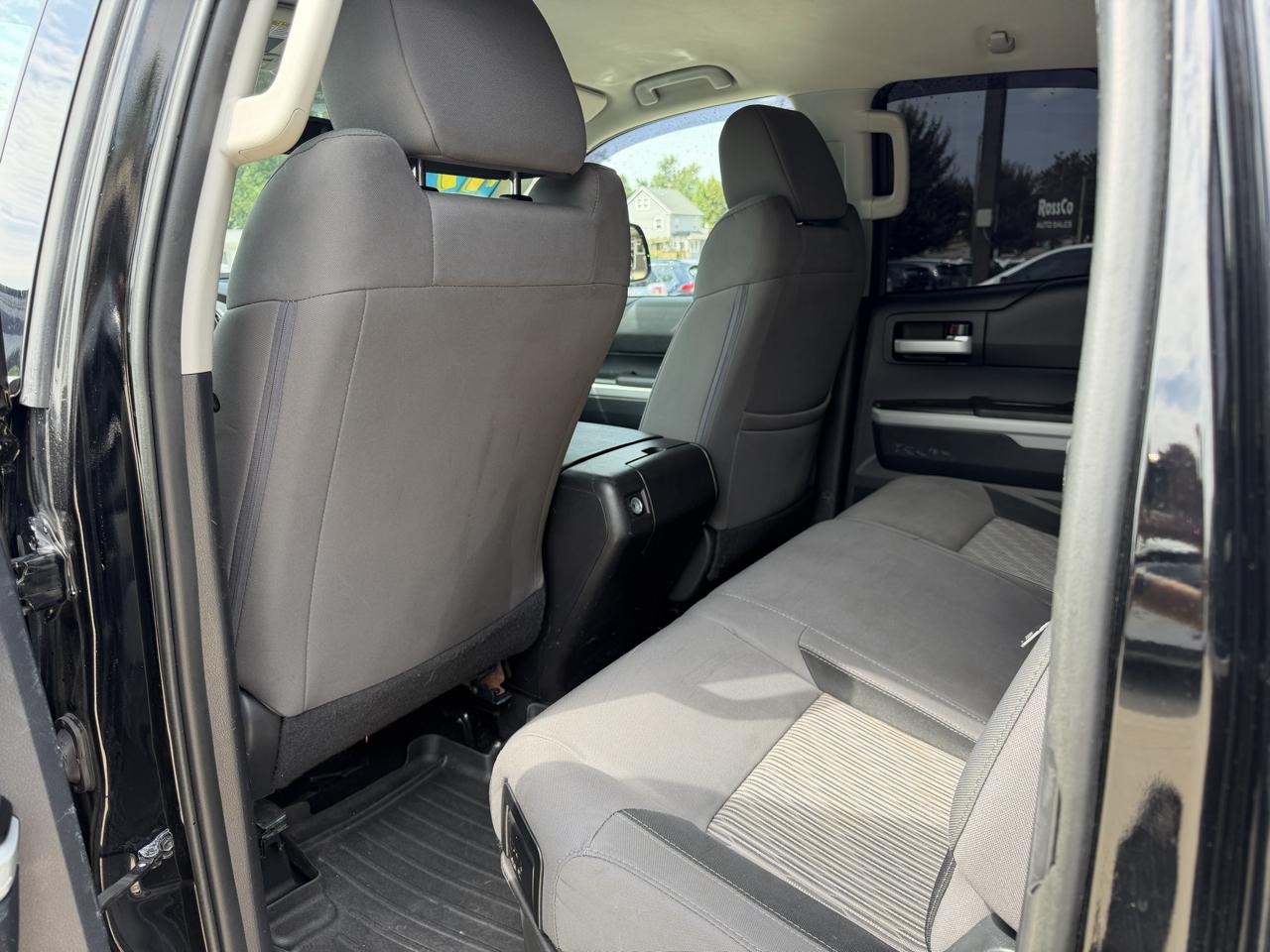 Toyota Tundra 2WD Truck Double Cab 5.7L FFV V8 6-Spd AT SR5 (Natl) 2016