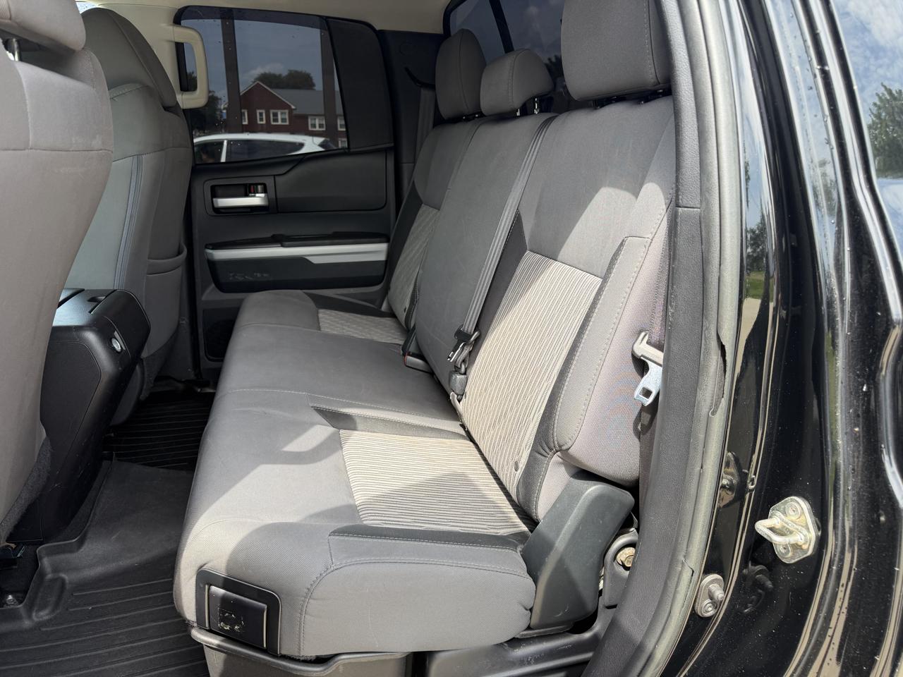 Toyota Tundra 2WD Truck Double Cab 5.7L FFV V8 6-Spd AT SR5 (Natl) 2016