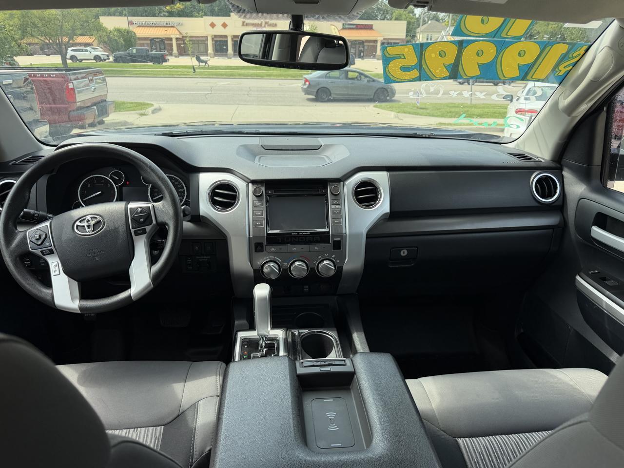 Toyota Tundra 2WD Truck Double Cab 5.7L FFV V8 6-Spd AT SR5 (Natl) 2016
