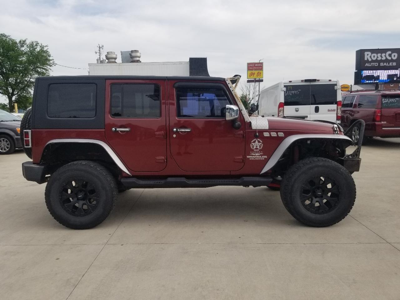 Jeep Wrangler Unlimited 4WD 4dr Sahara 2010