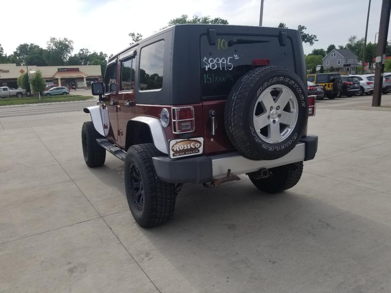 Jeep Wrangler Unlimited 4WD 4dr Sahara 2010