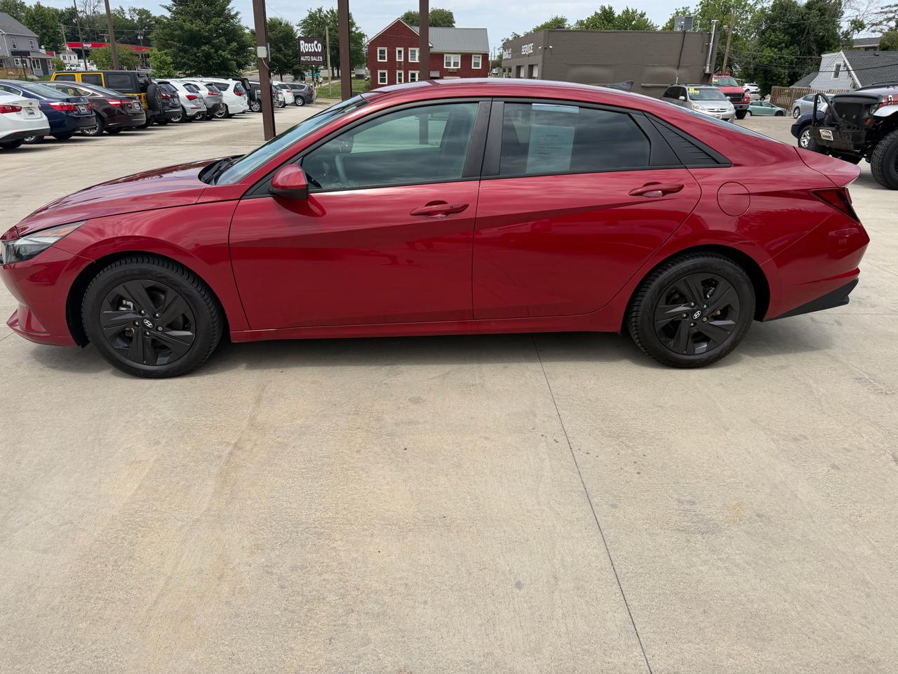 Hyundai Elantra SEL IVT *Ltd Avail* 2021