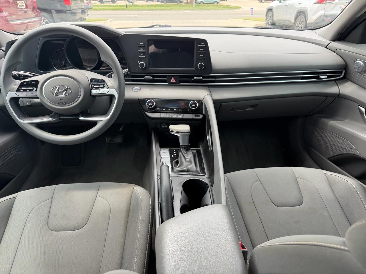 Hyundai Elantra SEL IVT *Ltd Avail* 2021