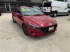 2021 Hyundai Elantra 