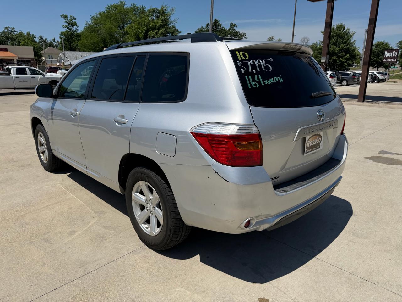 Toyota Highlander Base 2010