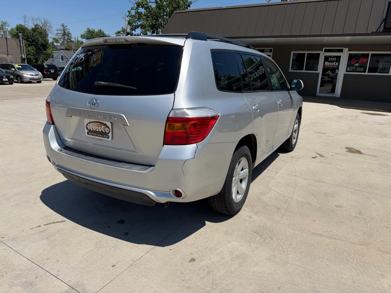 Toyota Highlander Base 2010