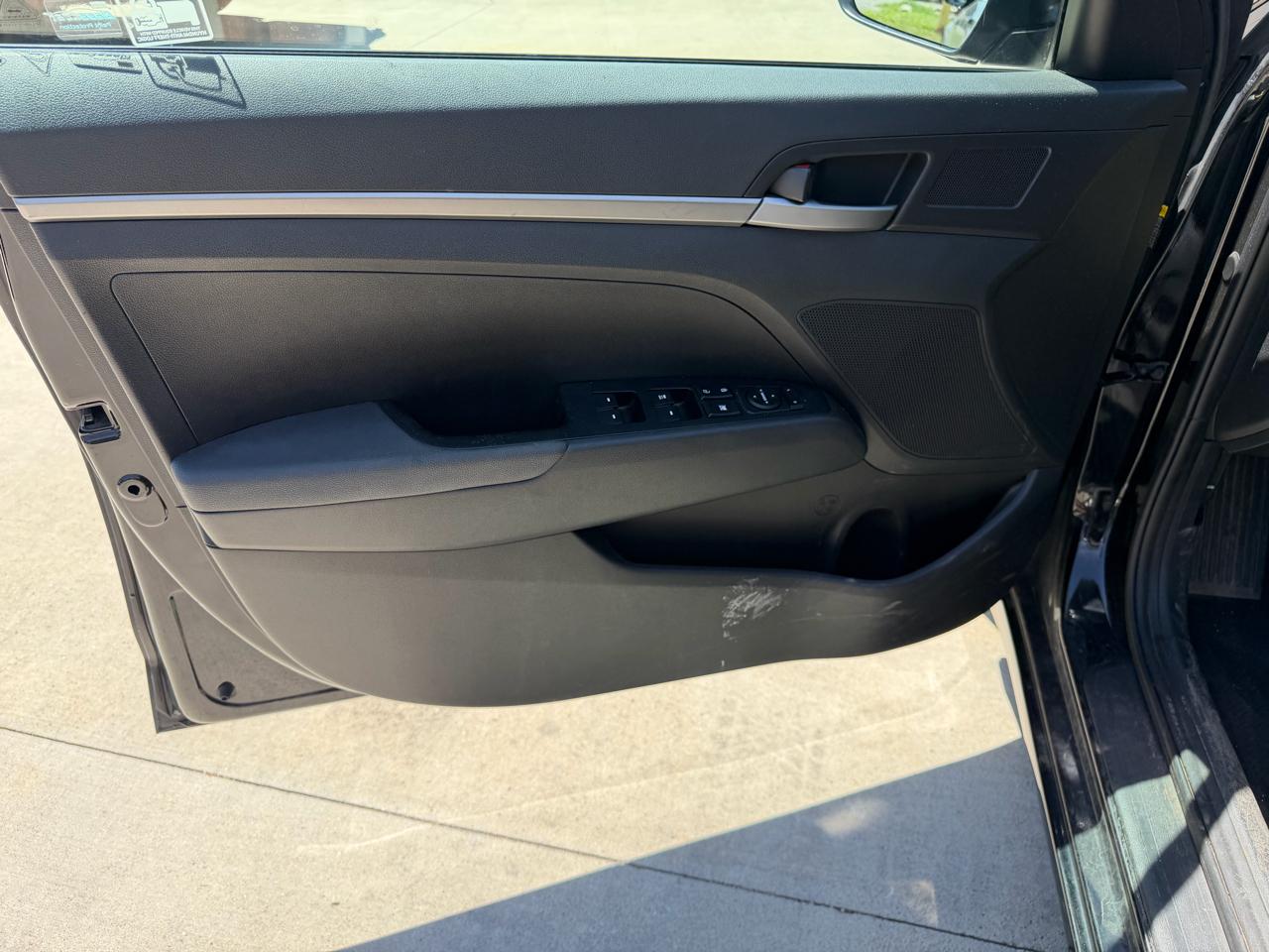 Hyundai Elantra SE 2018