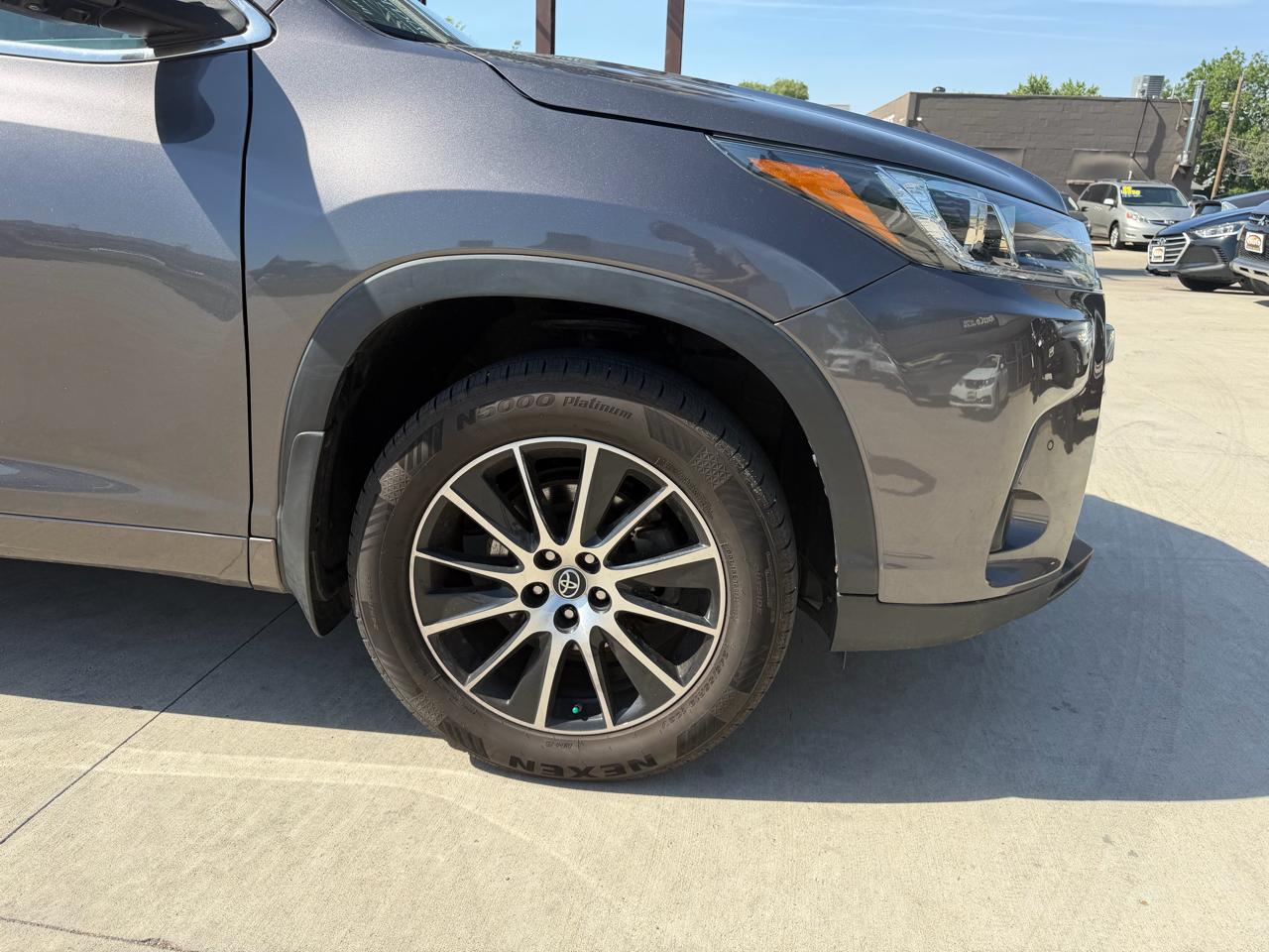 Toyota Highlander Limited AWD 2019