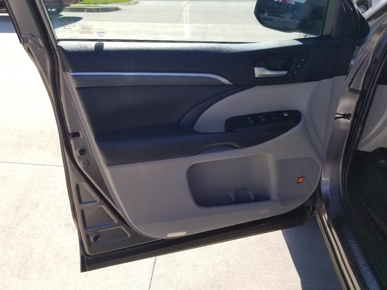 Toyota Highlander Limited Platinum AWD V6 2019