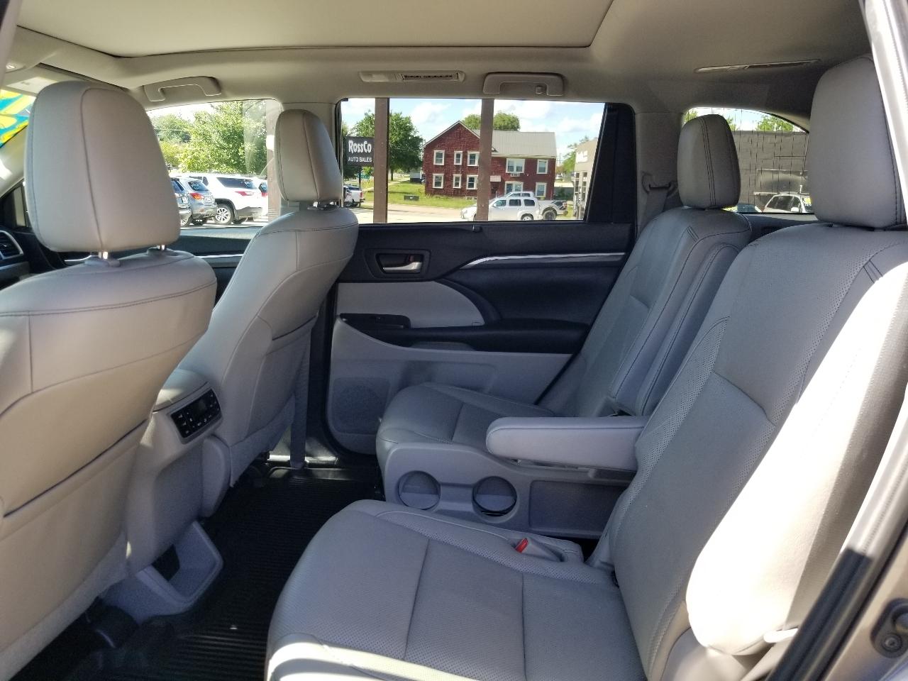 Toyota Highlander Limited Platinum AWD V6 2019