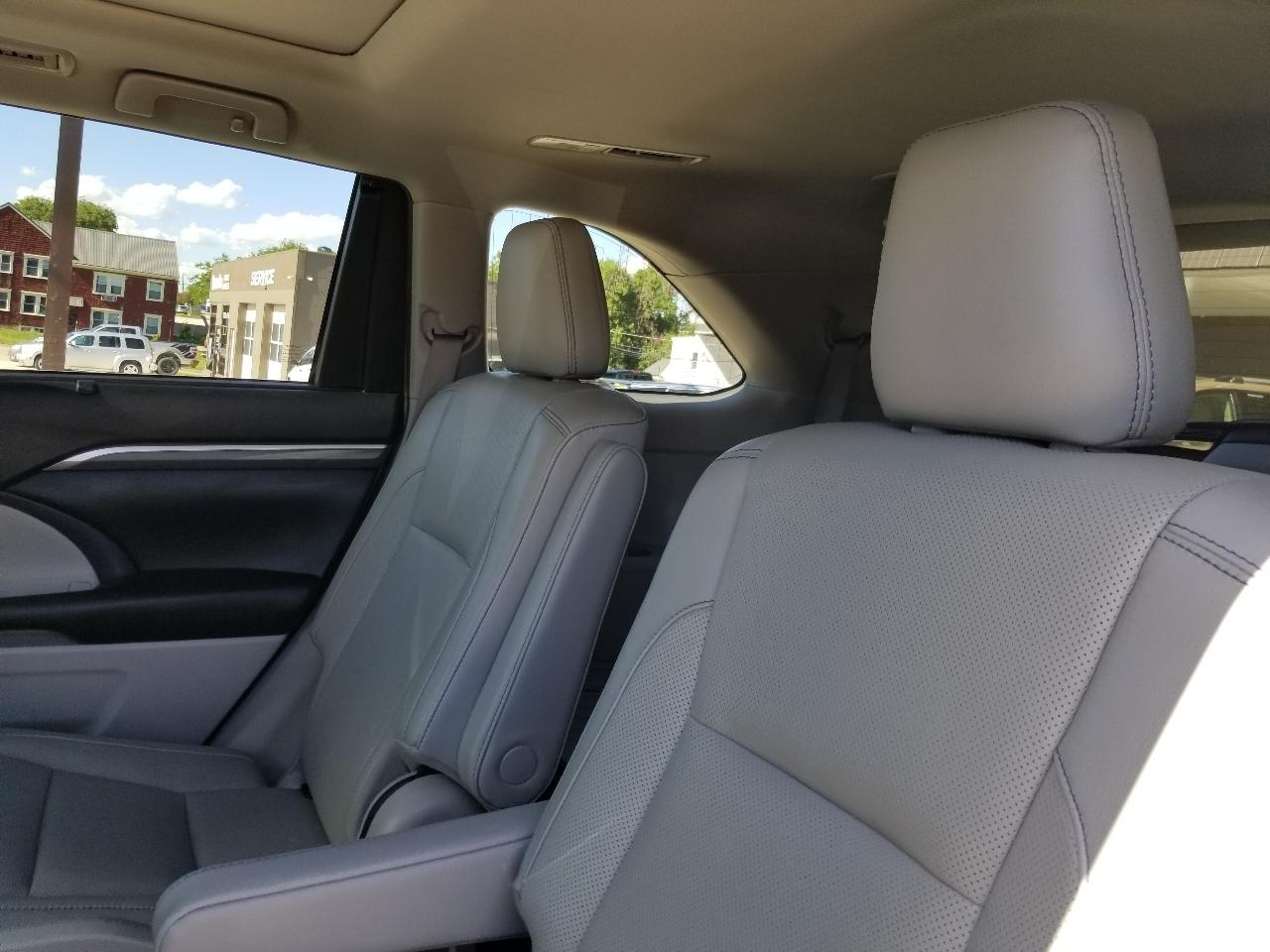 Toyota Highlander Limited Platinum AWD V6 2019