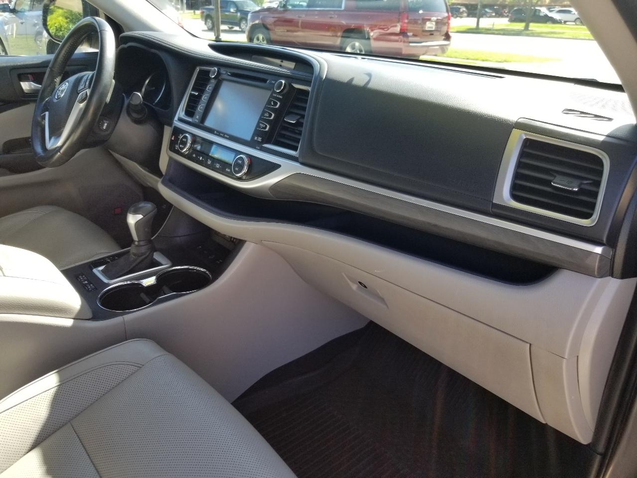 Toyota Highlander Limited Platinum AWD V6 2019