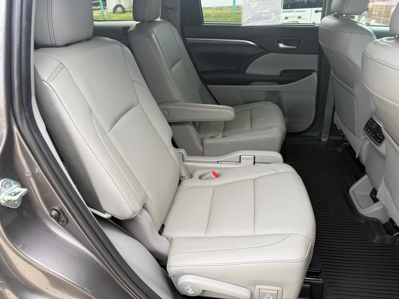 Toyota Highlander Limited Platinum AWD V6 2019