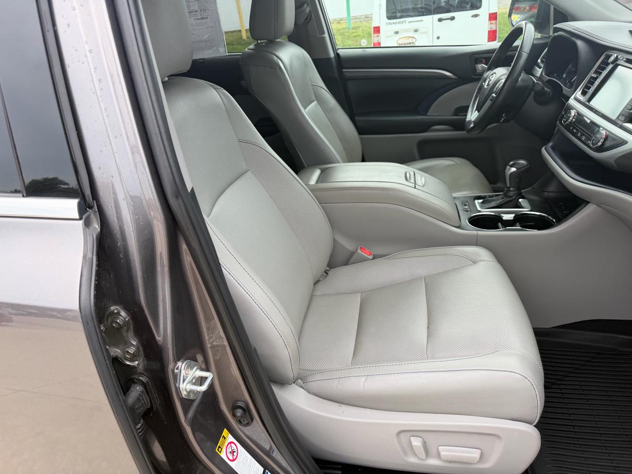 Toyota Highlander Limited Platinum AWD V6 2019