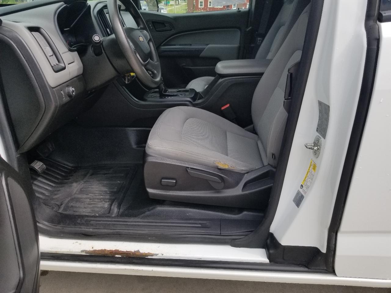 Chevrolet Colorado 2WD Ext Cab 128.3" WT 2017