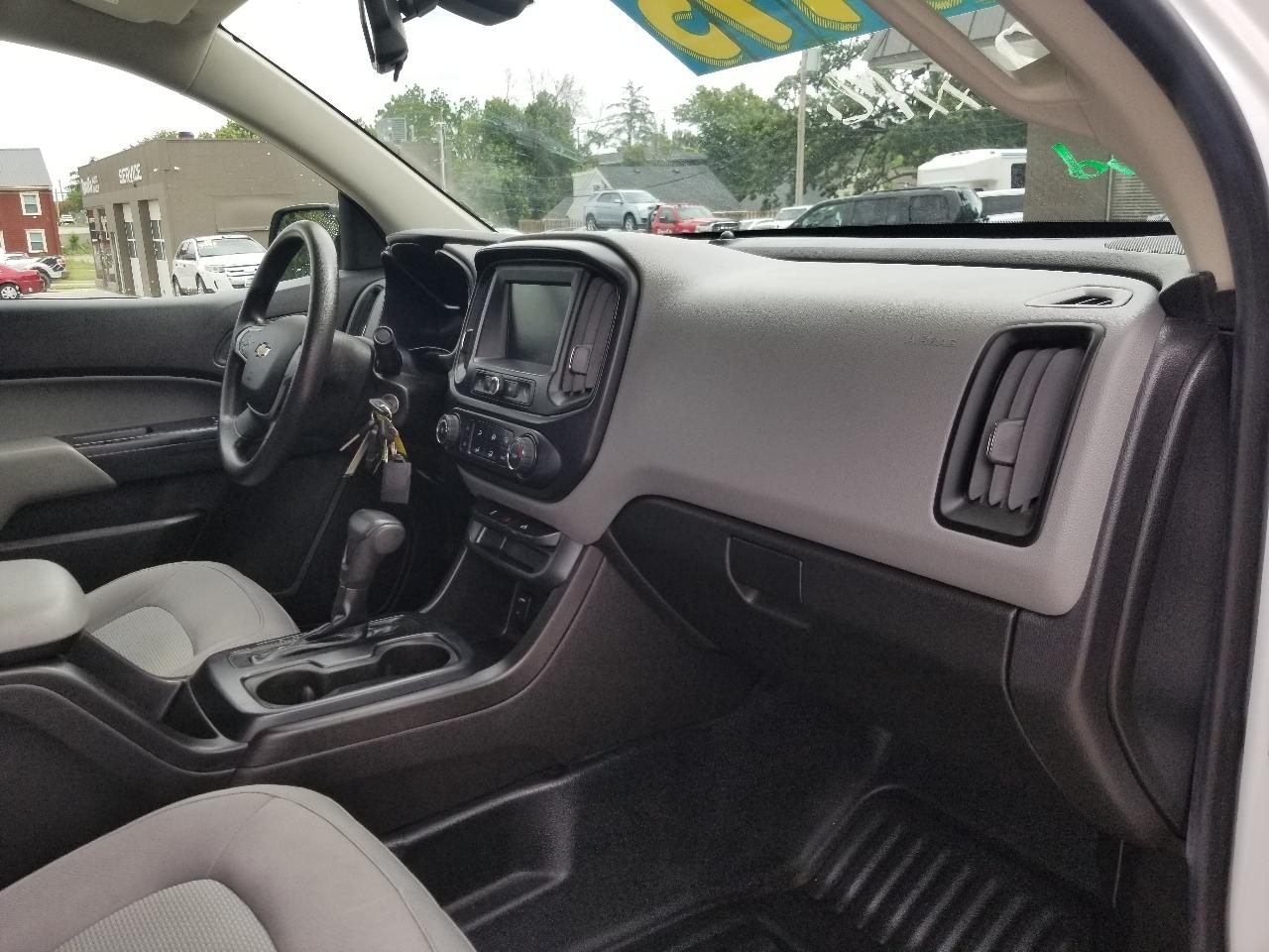 Chevrolet Colorado 2WD Ext Cab 128.3" WT 2017