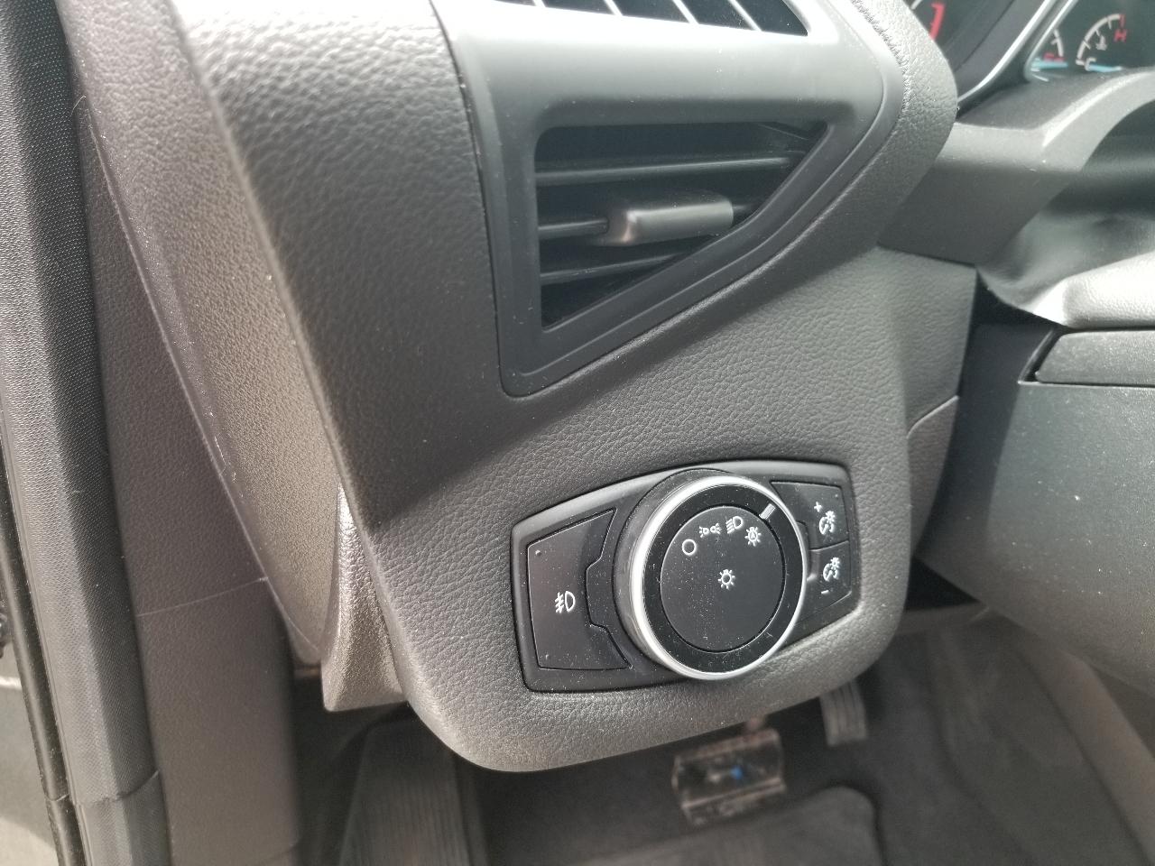 Ford Escape 4WD 4dr SE 2015