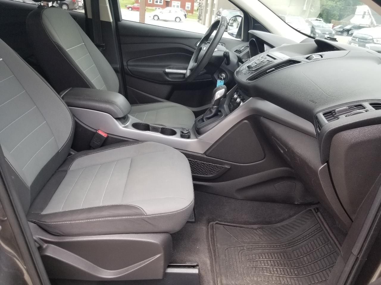 Ford Escape 4WD 4dr SE 2015