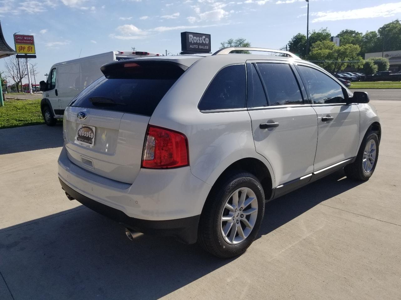 Ford Edge 4dr SE FWD 2013