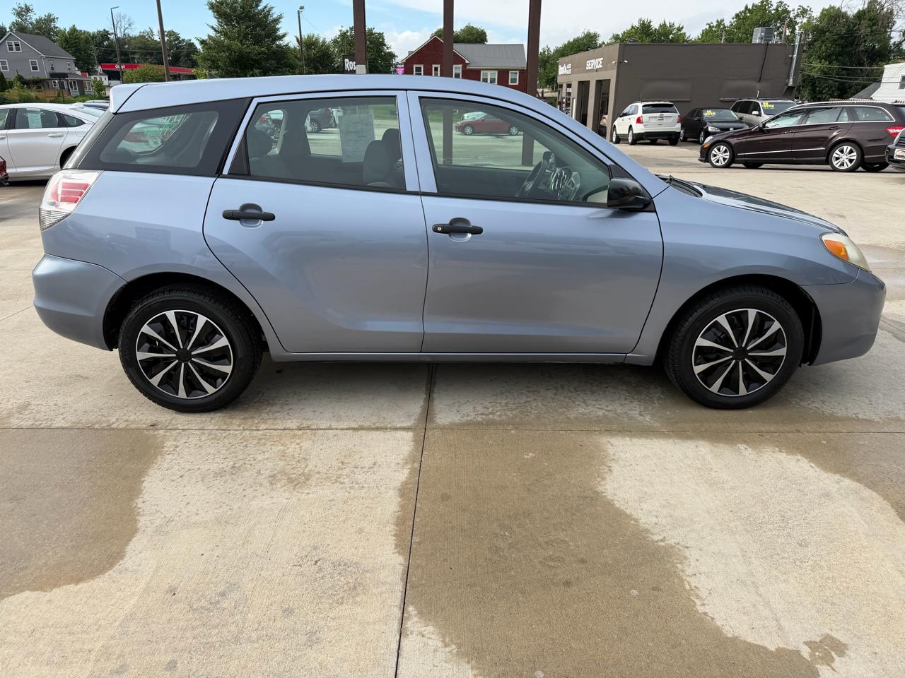 Toyota Matrix Base 4D Hatchback 2008