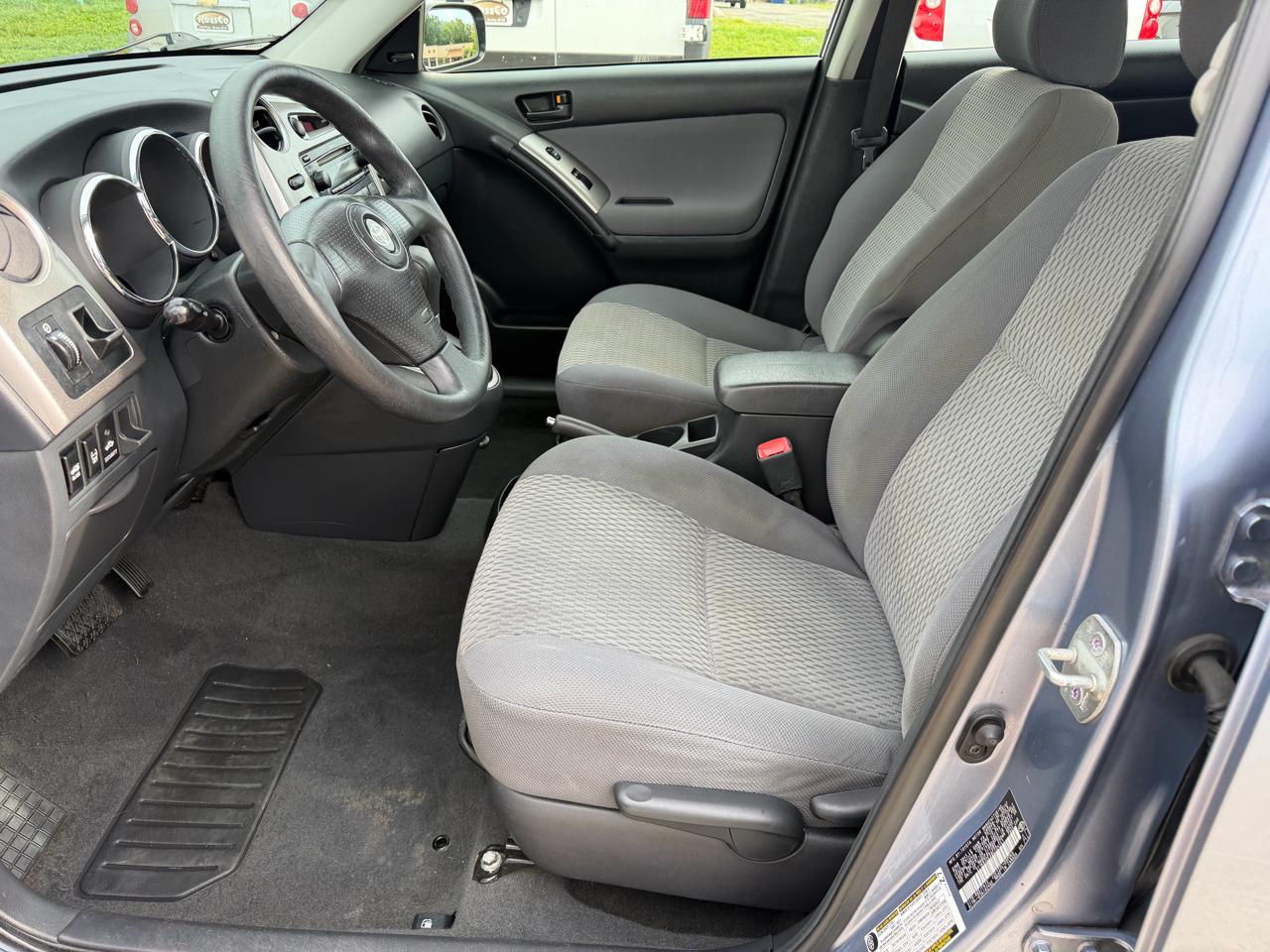 Toyota Matrix Base 4D Hatchback 2008