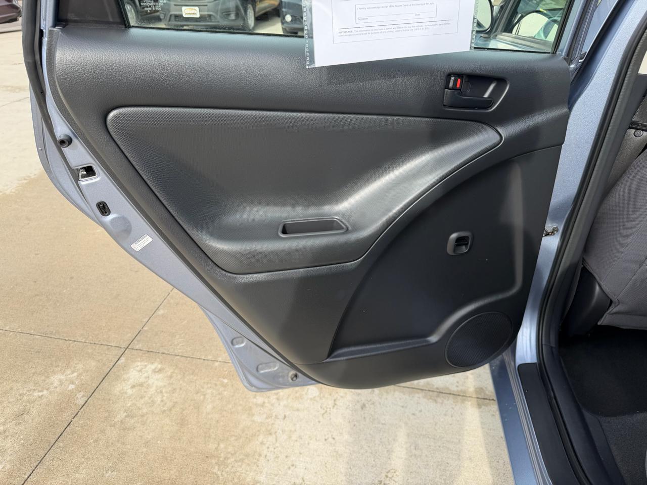 Toyota Matrix Base 4D Hatchback 2008