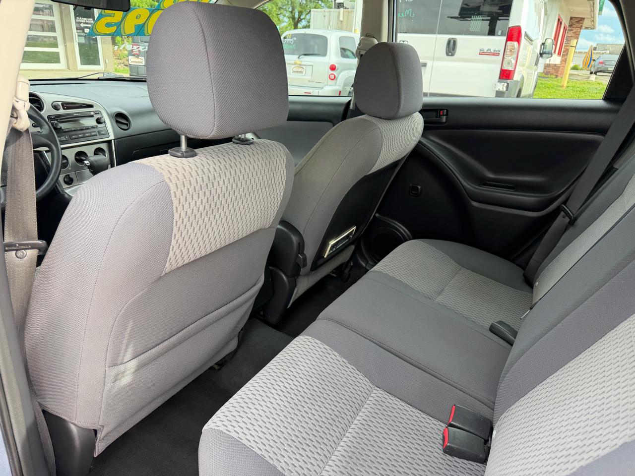 Toyota Matrix Base 4D Hatchback 2008