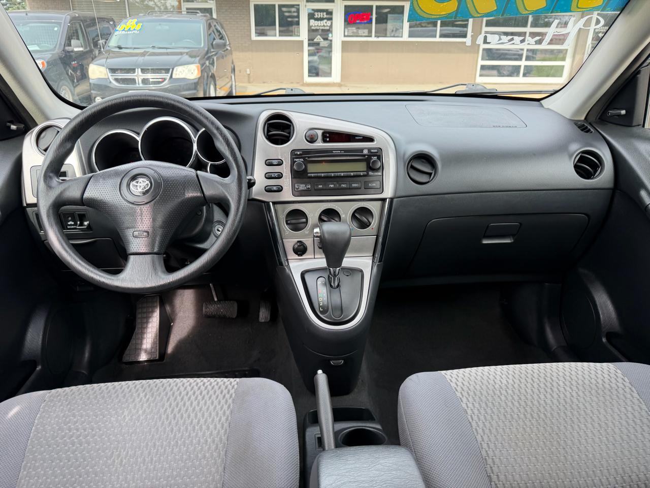 Toyota Matrix Base 4D Hatchback 2008