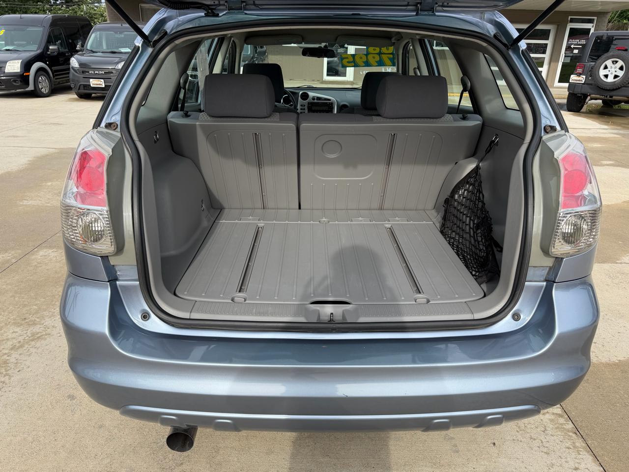 Toyota Matrix Base 4D Hatchback 2008