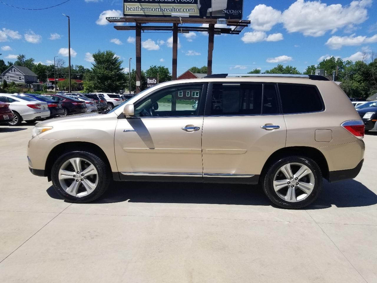 Toyota Highlander 4WD 4dr V6 Limited (Natl) 2012