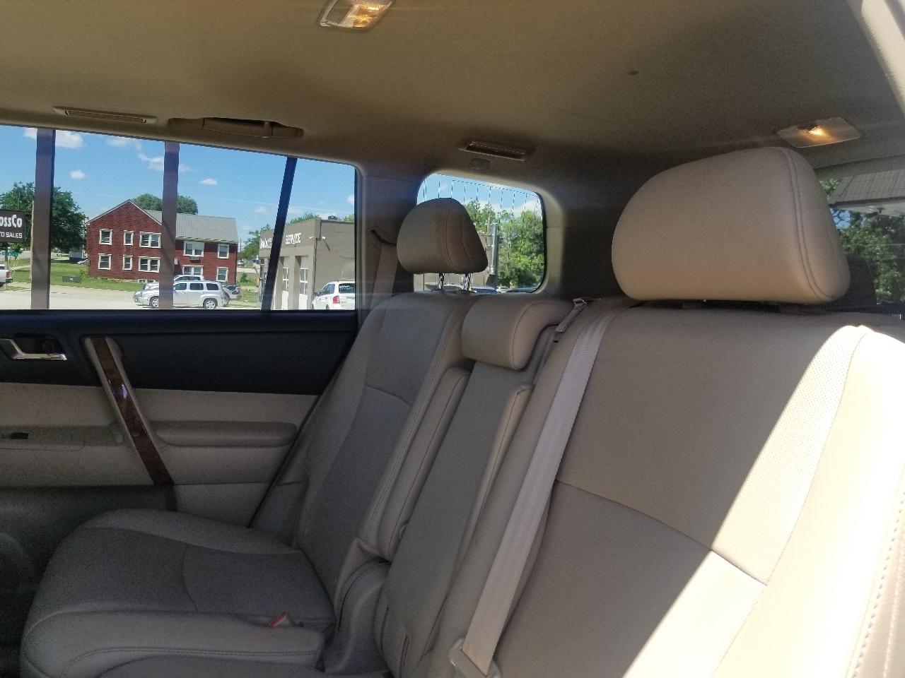 Toyota Highlander 4WD 4dr V6 Limited (Natl) 2012