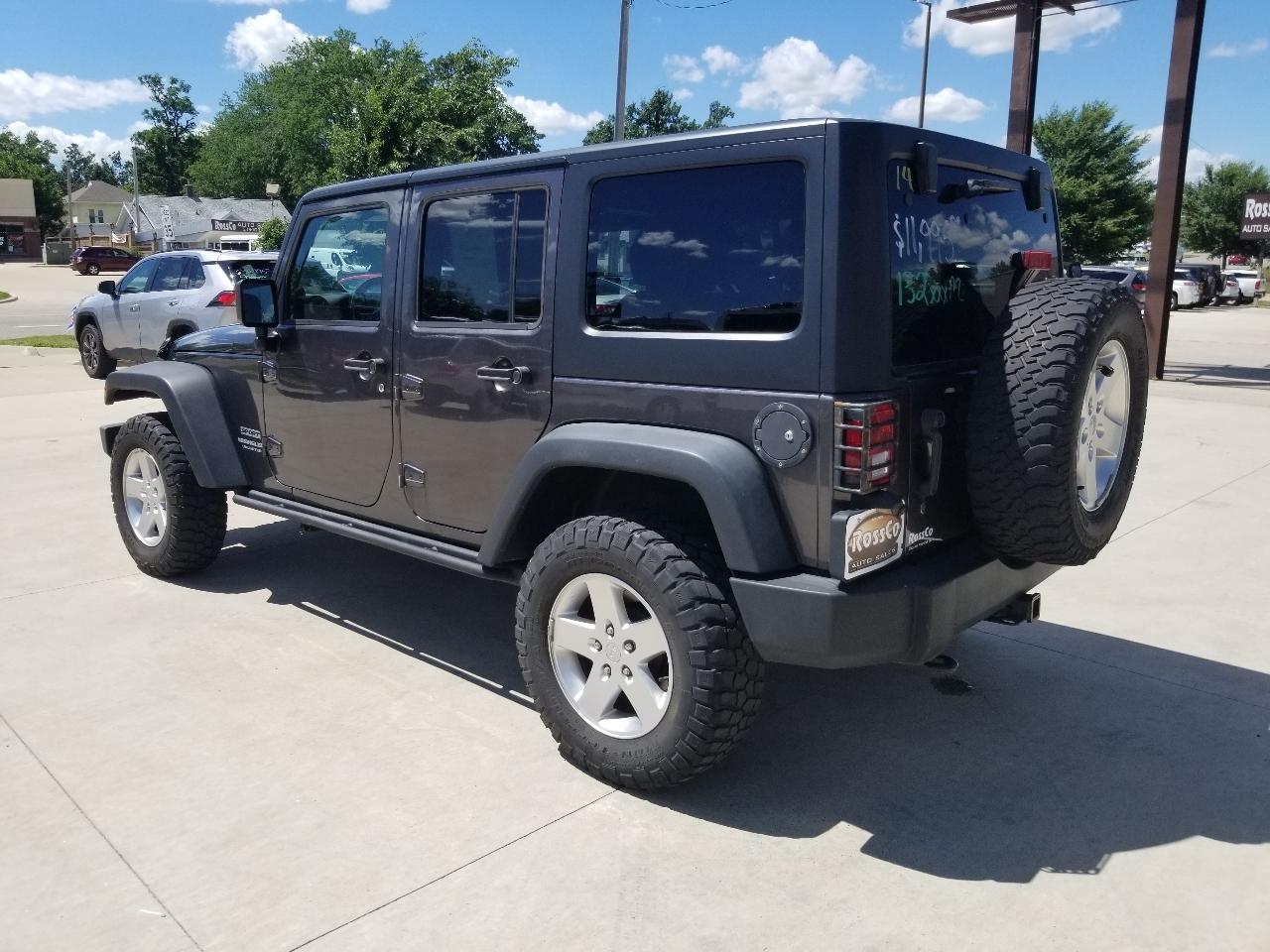 Jeep Wrangler Unlimited 4WD 4dr Sport 2014