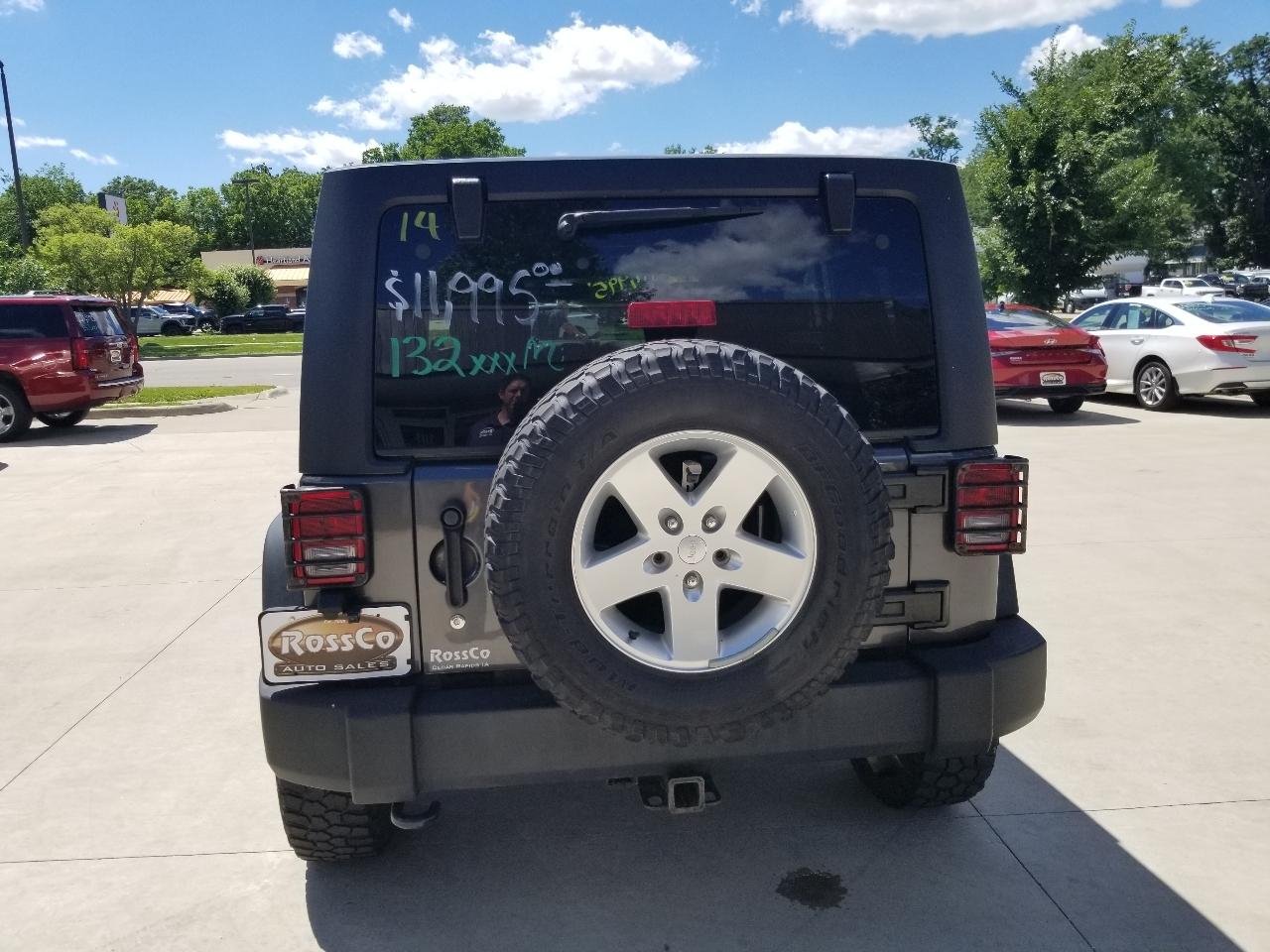 Jeep Wrangler Unlimited 4WD 4dr Sport 2014