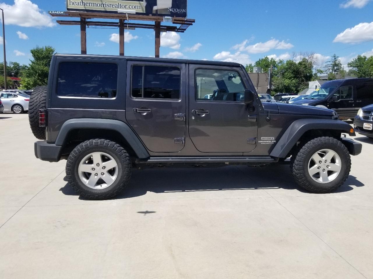 Jeep Wrangler Unlimited 4WD 4dr Sport 2014