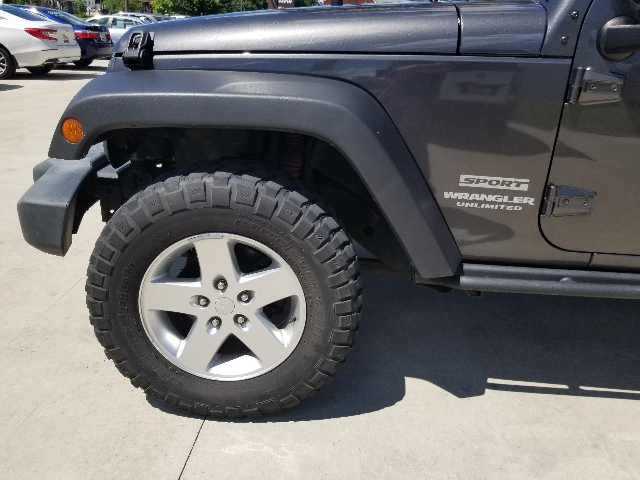 Jeep Wrangler Unlimited 4WD 4dr Sport 2014