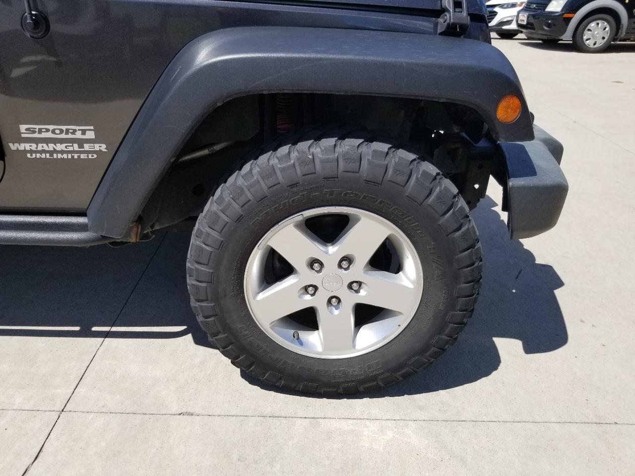 Jeep Wrangler Unlimited 4WD 4dr Sport 2014