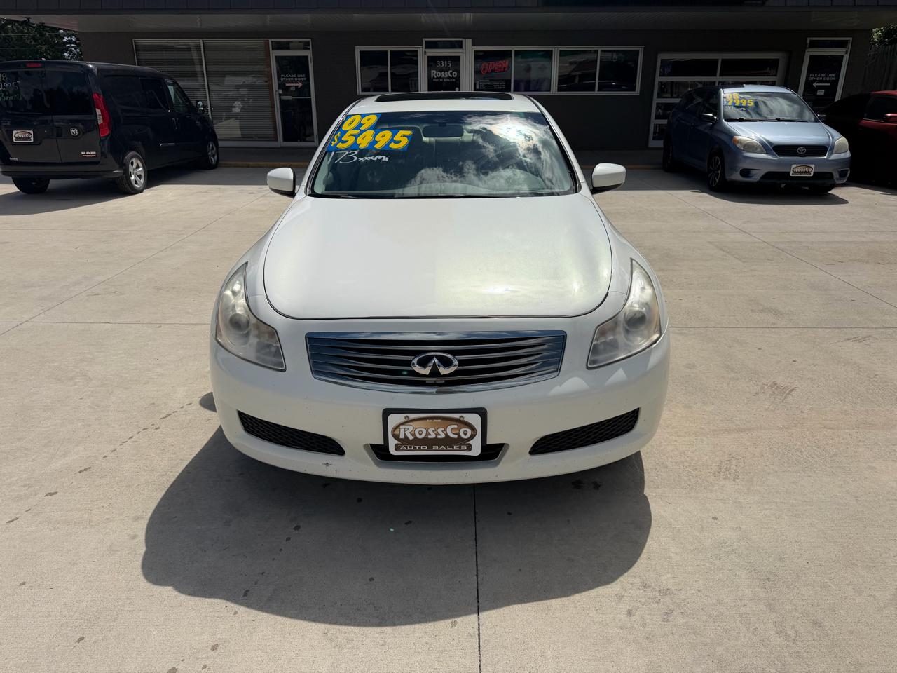 Infiniti G37 Sedan 4dr x AWD 2009