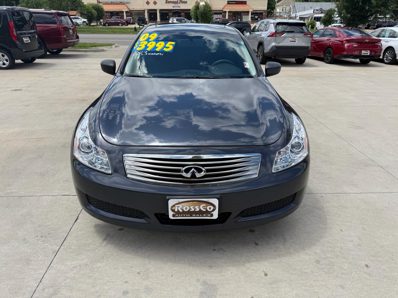 Infiniti G37 Sedan 4dr x AWD 2009