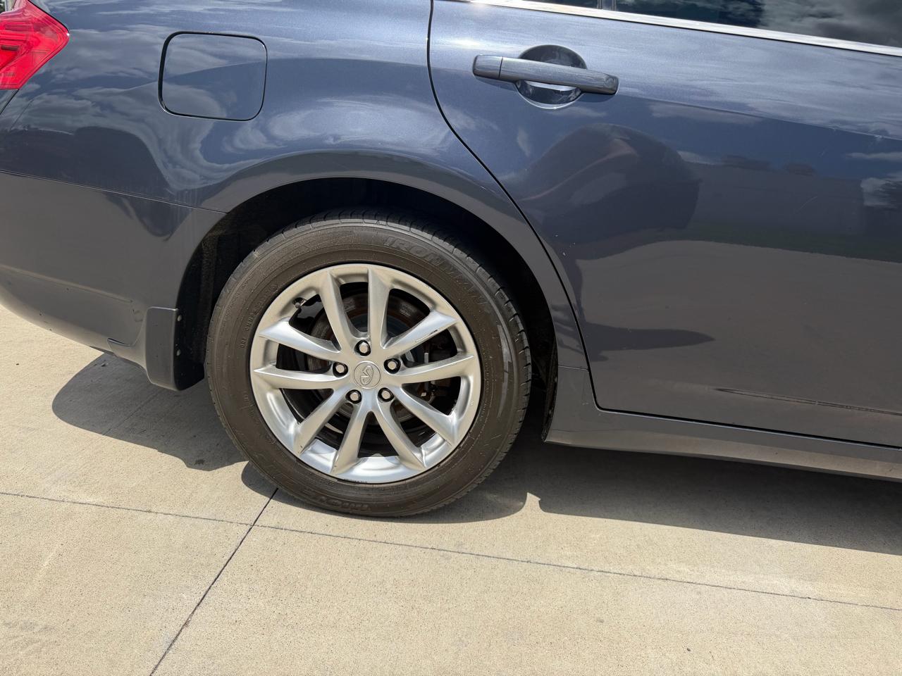 Infiniti G37 Sedan 4dr x AWD 2009
