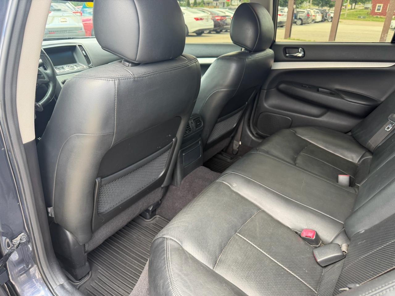 Infiniti G37 Sedan 4dr x AWD 2009