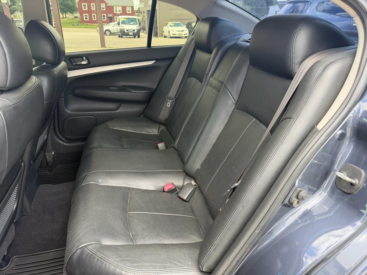 Infiniti G37 Sedan 4dr x AWD 2009