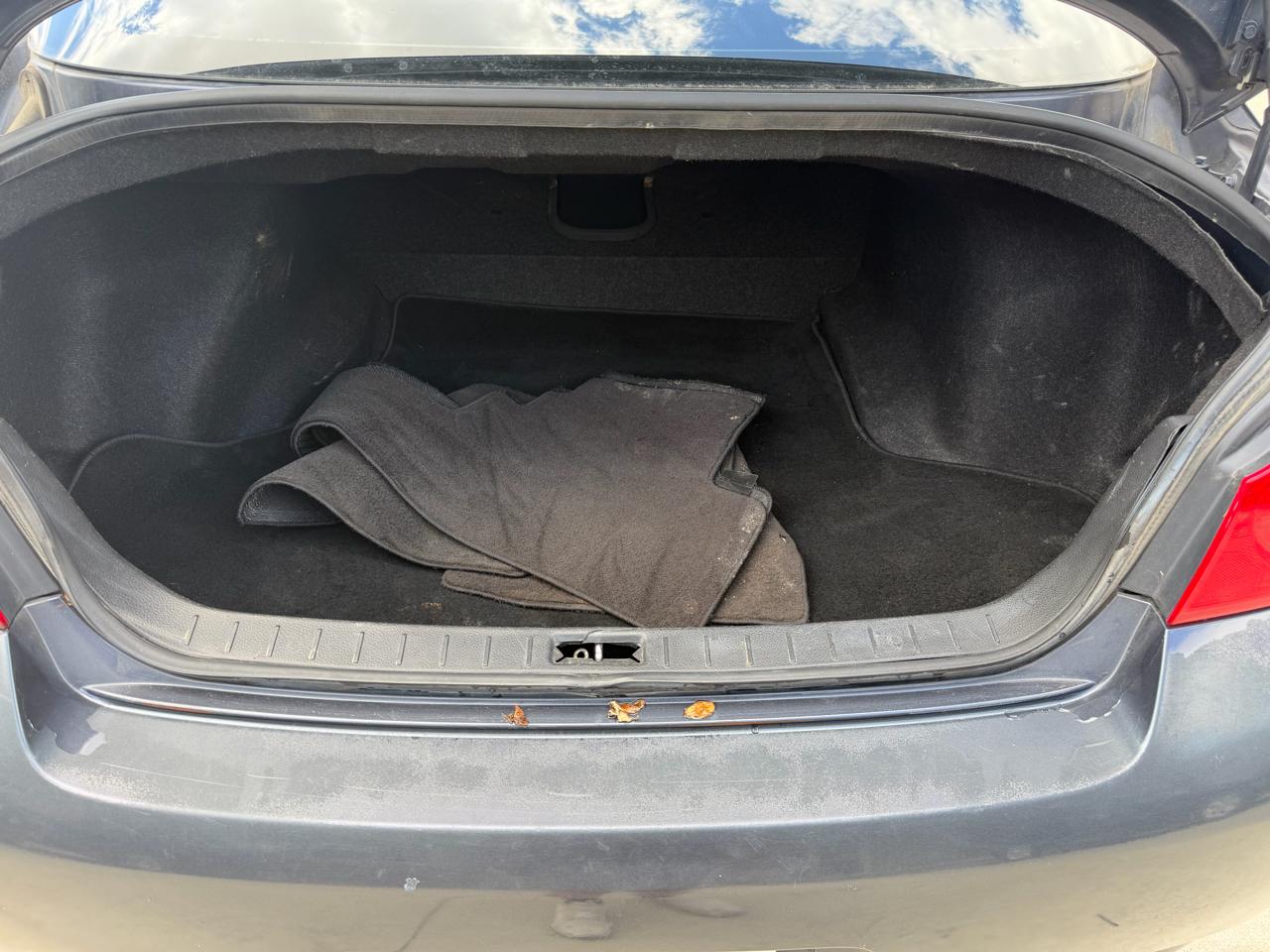 Infiniti G37 Sedan 4dr x AWD 2009