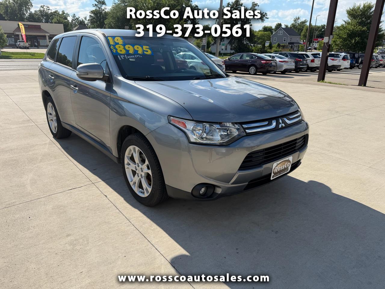 Mitsubishi Outlander 2WD 4dr SE 2014