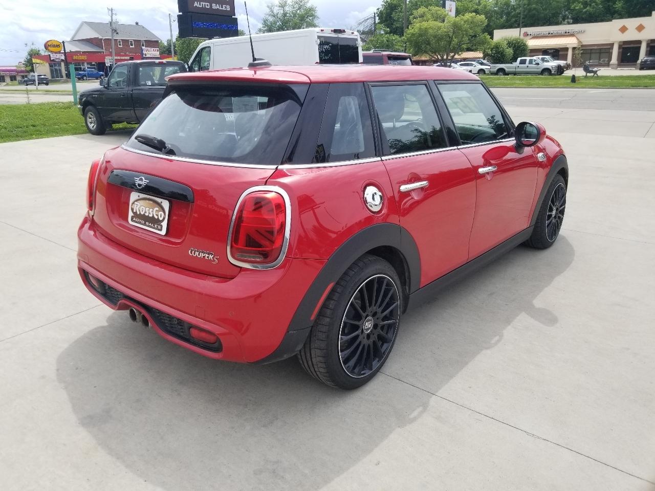 MINI Hardtop 4 Door Cooper S FWD 2019
